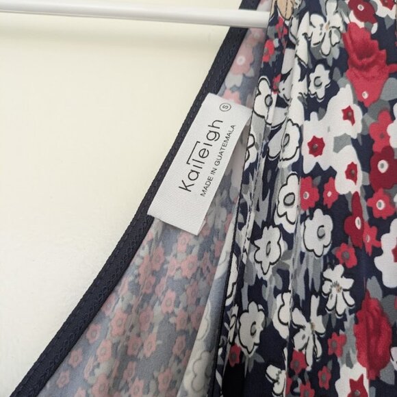 Kaileigh womens navy red floral fit and flare dress short sleeve size S - Picture 2 of 3